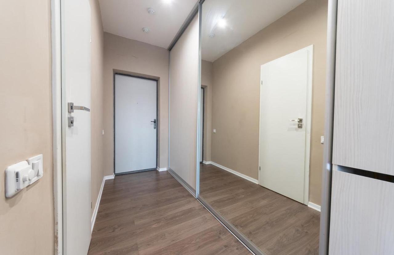 Apartamenti Metro Virlica Daire Kiev Dış mekan fotoğraf